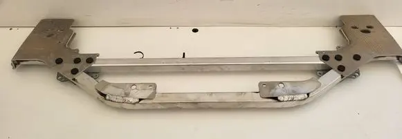Volvo V60 Hybrid/electric vehicle battery bracket