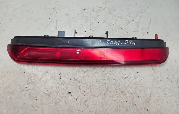 Peugeot 5008 II Third/center stoplight 9836561780