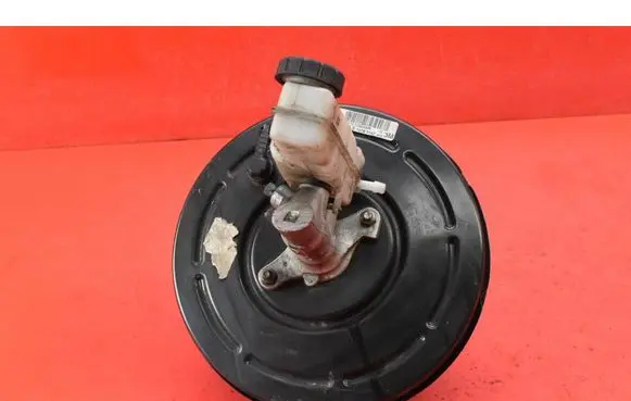 Renault Megane III Brake booster 472100005R