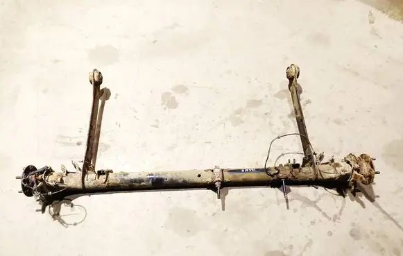Nissan Primera Rear subframe 