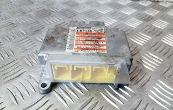 Suzuki Grand Vitara II Airbag control unit/module 3891065J30