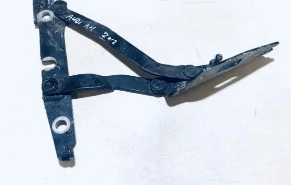 Audi A4 S4 B6 8E 8H Tailgate/trunk/boot hinge 8e5827301