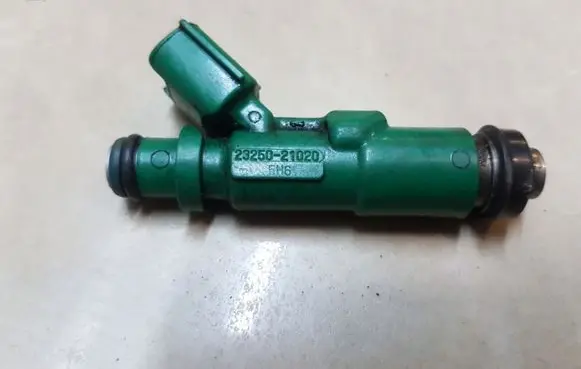 Toyota Prius (XW20) Fuel injector 2325021020