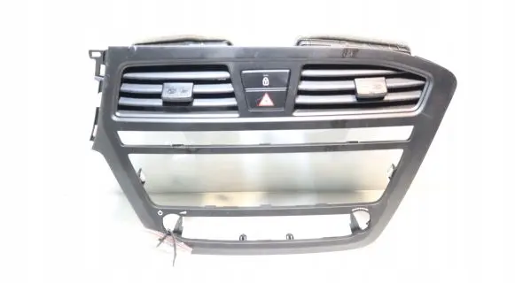 Hyundai i20 (GB IB) Dashboard air vent grill cover trim 