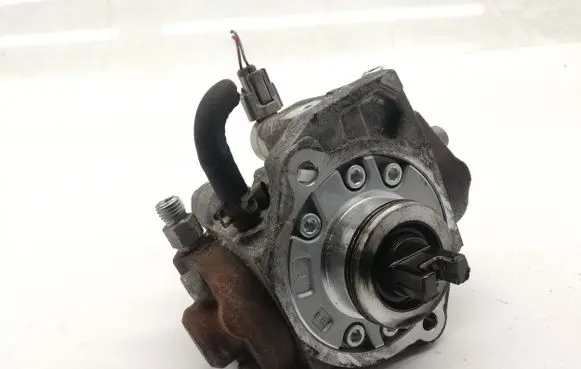 Mitsubishi ASX Fuel injection high pressure pump 1460A043