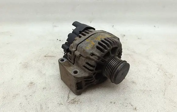 Opel Astra H Generator/alternator 13283344 TG9S016 2606334A