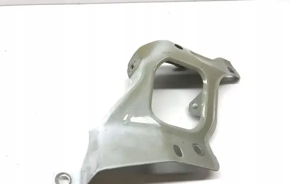 Tesla Model 3 Fender mounting bracket 1086017