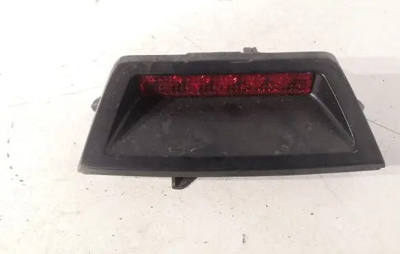 Chrysler 300 - 300C Third/center stoplight