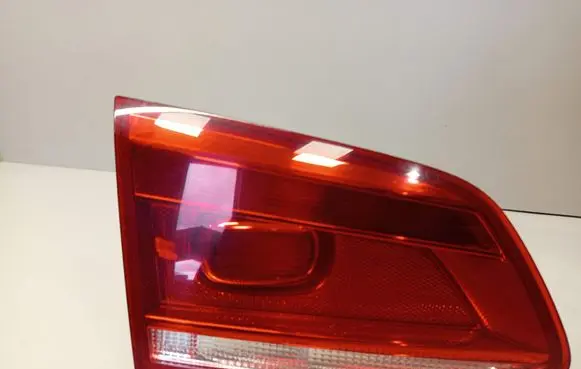 Volkswagen PASSAT B7 Tailgate rear/tail lights 3AF945093M