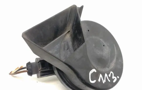 Audi A4 S4 B7 8E 8H Horn signal 8E0951221C