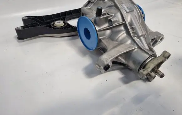 Mercedes-Benz C W206 Rear axle beam with reductor A20635005100