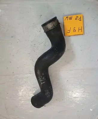 Volkswagen PASSAT B5 Intercooler hose/pipe 8974561654