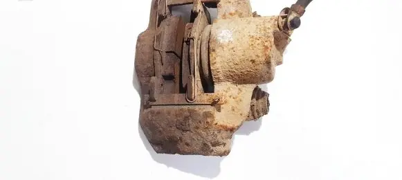 Renault 19 Front brake caliper