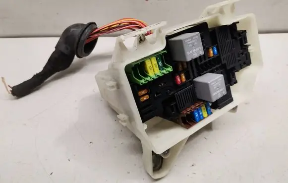 Mercedes-Benz C W205 Fuse box set A2055400124