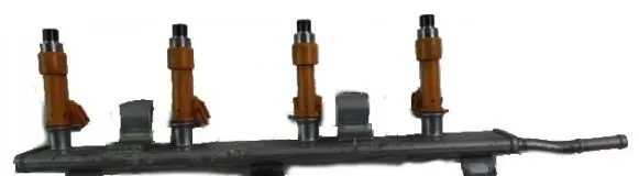 Opel Agila B Fuel injector supply line/pipe 