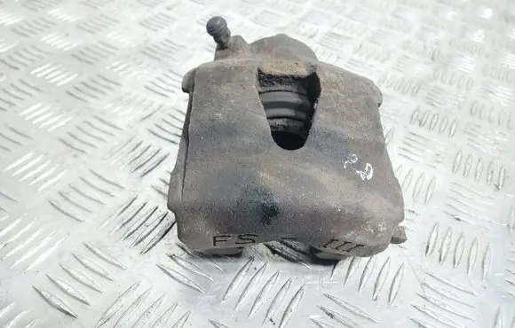 Volkswagen Golf IV Front brake caliper
