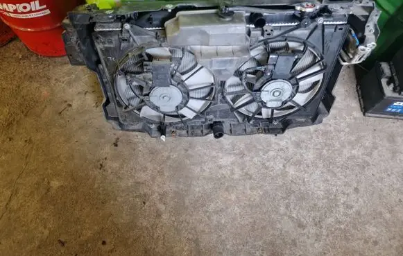 Mazda 6 Radiator set 