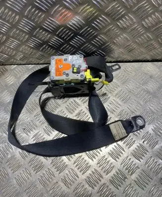 Toyota Verso Front seatbelt 732100F050