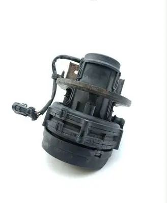 Maserati GranTurismo Secondary air pump 72247204