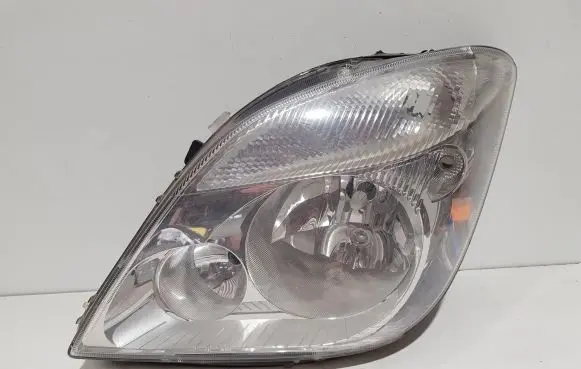 Mercedes-Benz Sprinter W906 Headlight/headlamp A9068200161
