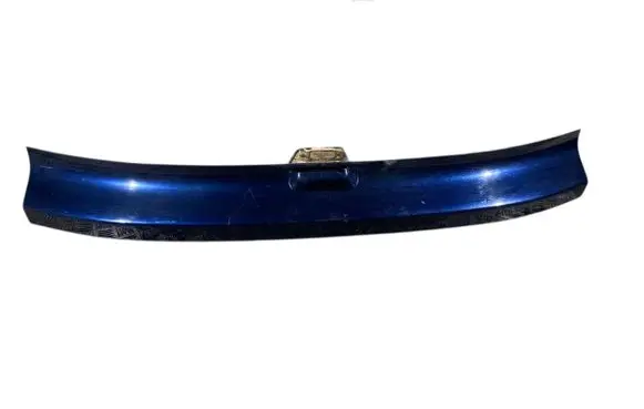 Honda CR-V Tailgate trim 