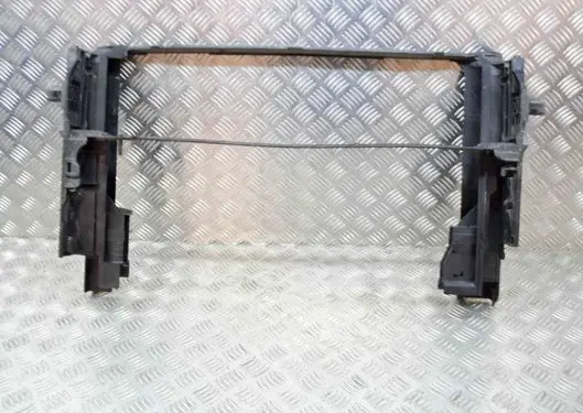 BMW 5 F10 F11 Radiator support slam panel bracket 7804617 7631698