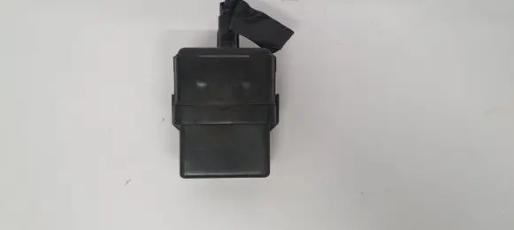 Nissan Juke I F15 Fuse box cover 