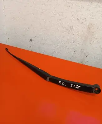 Subaru Legacy Front wiper blade arm 19661