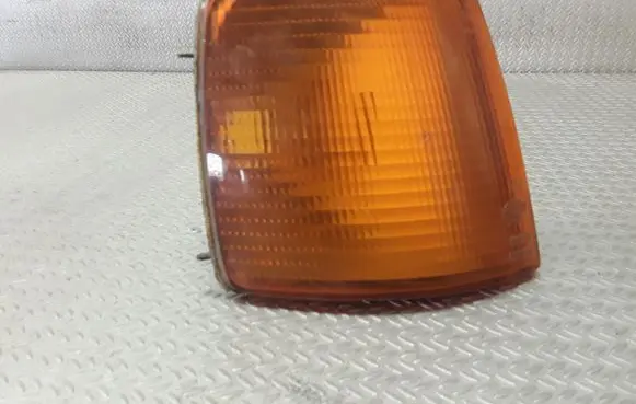 Volkswagen PASSAT B3 Front indicator light