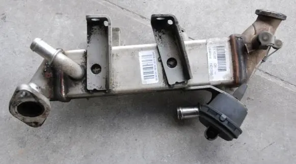 Renault Laguna III EGR valve cooler 8200719993
