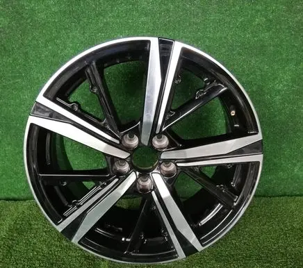 Peugeot 308 R18 alloy rim 9835058180
