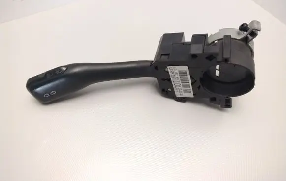 Audi A6 S6 C5 4B Indicator stalk 8L0953513G