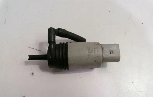 BMW 3 F30 F35 F31 Windscreen/windshield washer pump 6934159