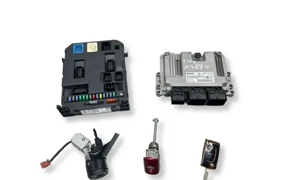 Peugeot 207 Engine ECU kit and lock set 0261201863 9666235880 9663193780