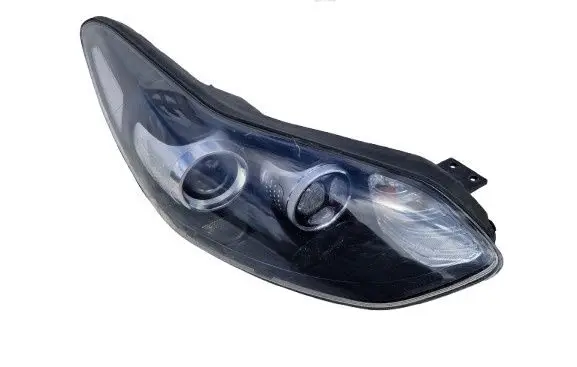 KIA Sportage Headlight/headlamp 92102-F1010