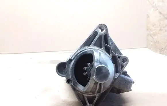 Nissan Primastar Starter motor 8200568535