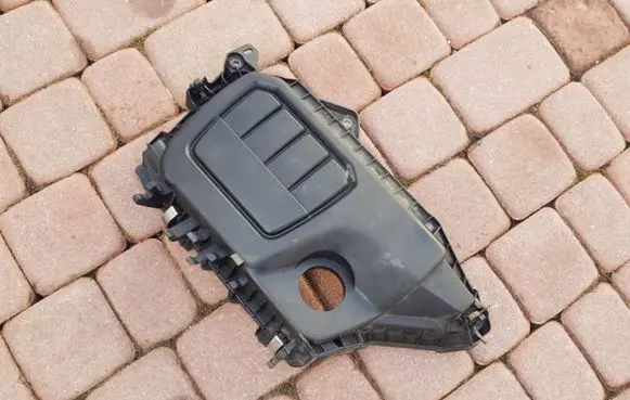 Renault Trafic III (X82) Radiator cooling fan shroud 43TYS
