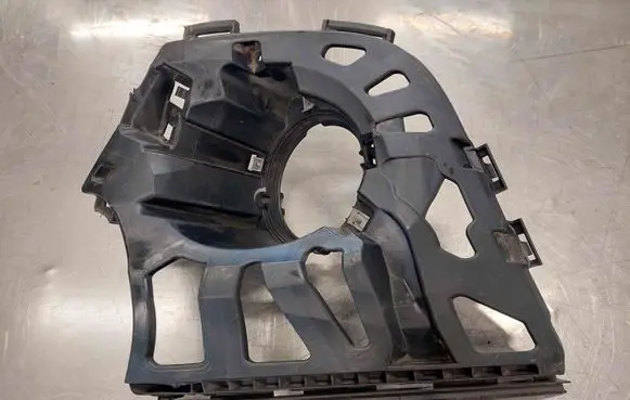 Mini One - Cooper F56 F55 Front bumper mounting bracket 0586174