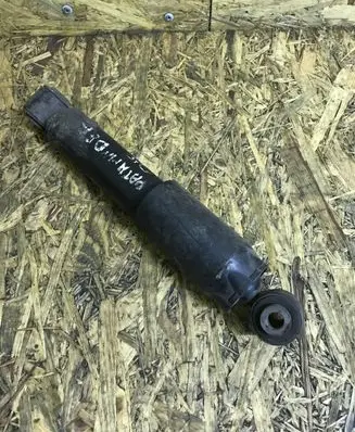 Nissan Pathfinder R51 Rear shock absorber/damper