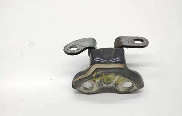 Toyota Land Cruiser (J150) Rear door upper hinge
