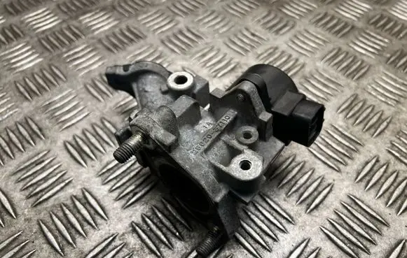 Toyota Prius (XW30) EGR valve 2562037110