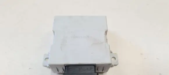 Toyota Corolla Verso AR10 Window wiper relay 150696 310306S 310306S30179