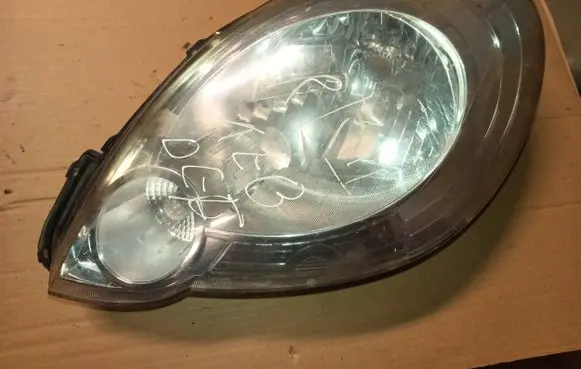 Renault Kangoo II Headlight/headlamp 260603401r