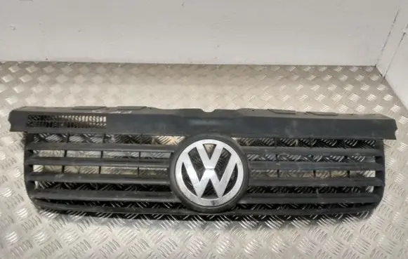 Volkswagen Transporter - Caravelle T5 Front grill