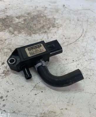 Fuel pressure sensor