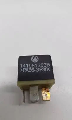 Audi A6 S6 C4 4A Other relay 141951253B