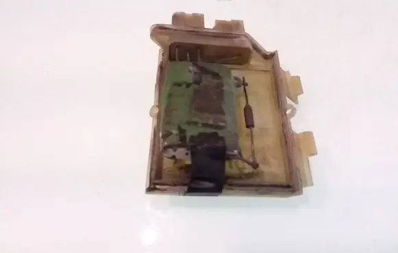 Volkswagen Caddy Heater blower motor/fan resistor 3131090043 357959263
