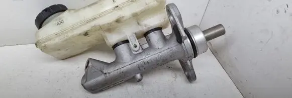 Renault Scenic II - Grand scenic II Master brake cylinder 32067111D