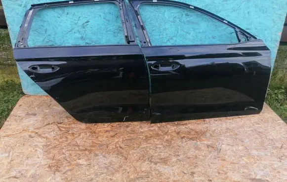 Skoda Octavia Mk4 Rear door 5E7833312