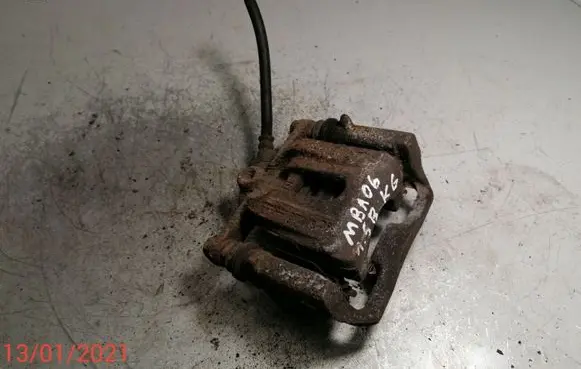 Mercedes-Benz A W169 Rear brake caliper